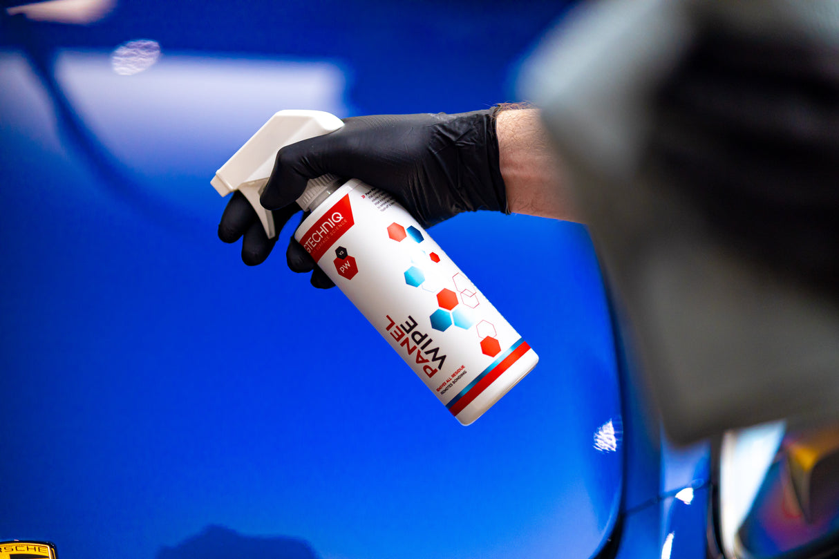 GTECHNIQ Panel Wipe use