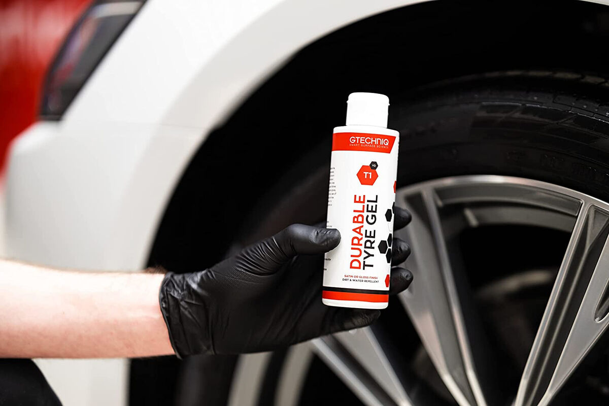 GTECHNIQ, T1 Tyre and Trim